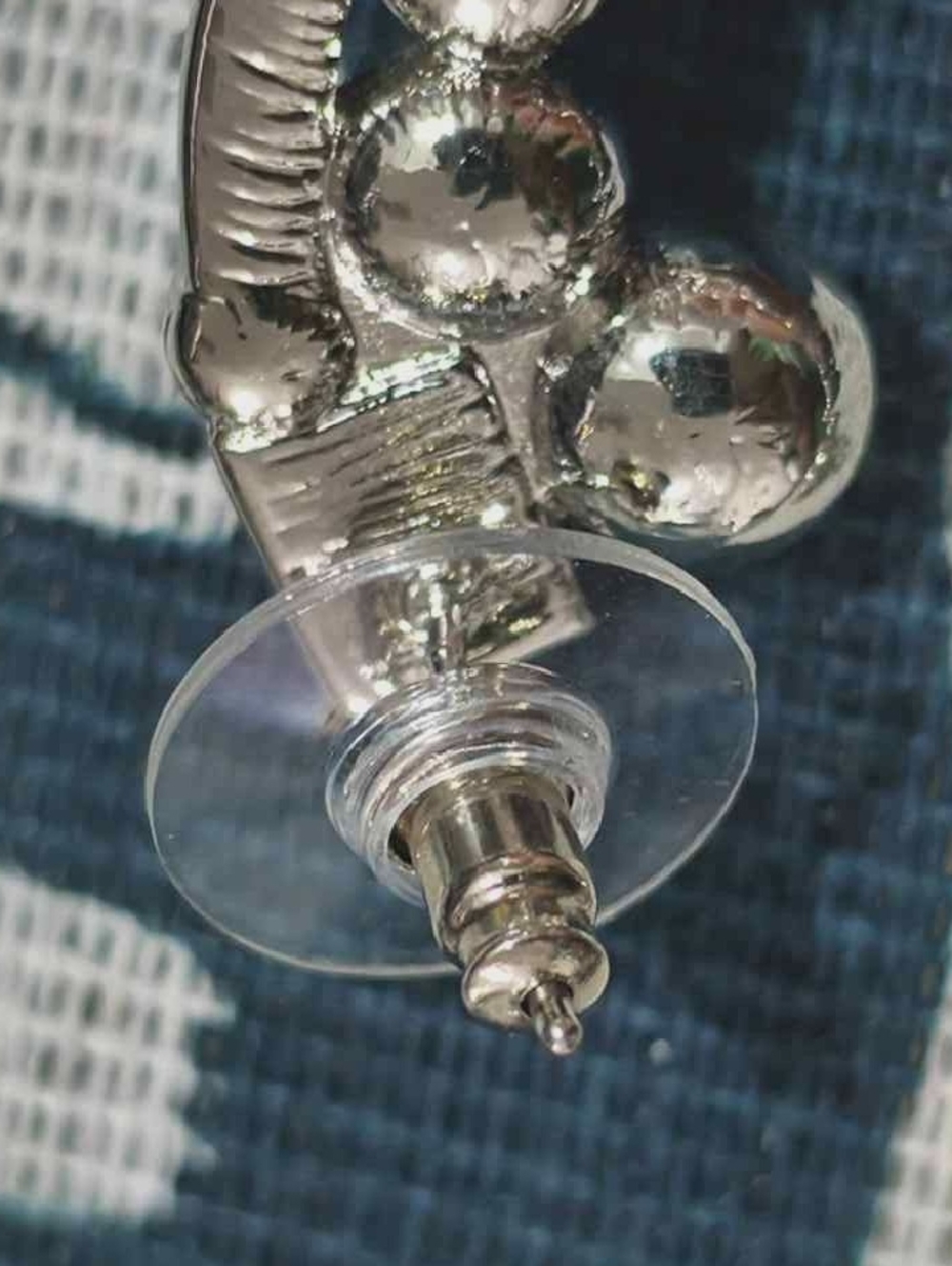 Chanel CC Crystal Silver Earrings - Picture 5 of 6